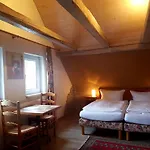Pensjonat Cafe Und Am Rennsteig *