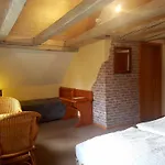 Pensjonat Cafe Und Am Rennsteig Blankenstein
