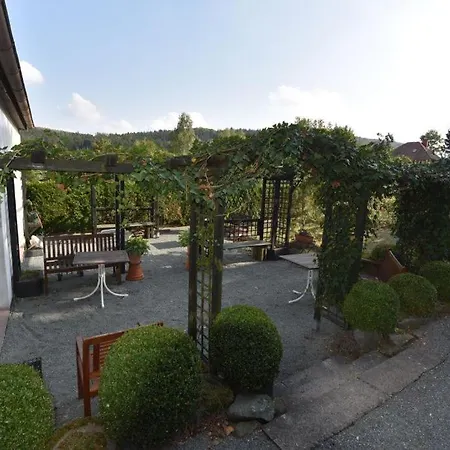 Πανσιόν Cafe Und Am Rennsteig