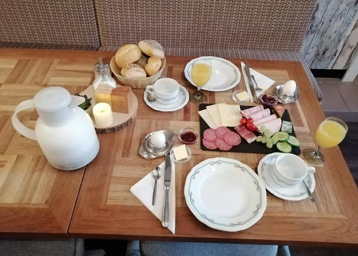 Cafe Und Am Rennsteig Gasthuis Blankenstein