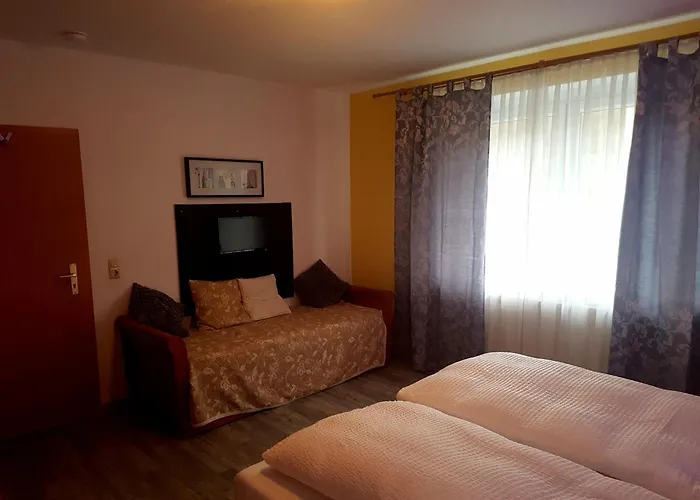 Cafe Und Am Rennsteig Gasthuis Blankenstein